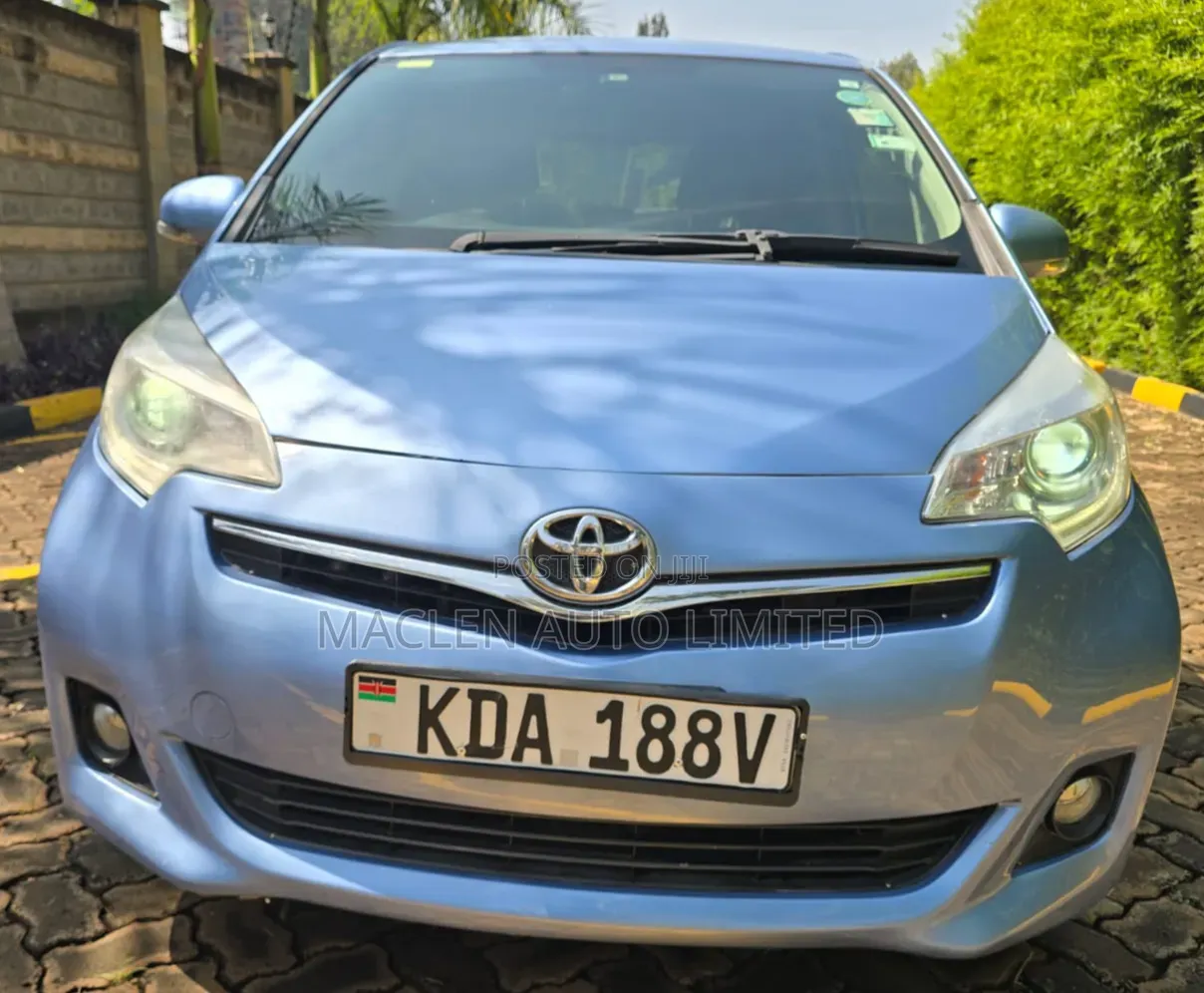 Toyota Ractis 2013 Blue