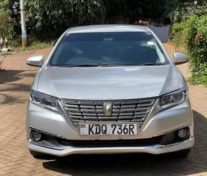 Toyota Premio 2017