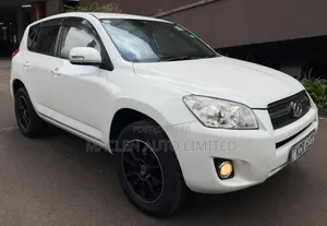 Toyota RAV4 2012 White