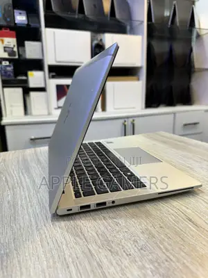 Laptop HP EliteBook 830 G7 16GB Intel Core i5 SSD 512GB