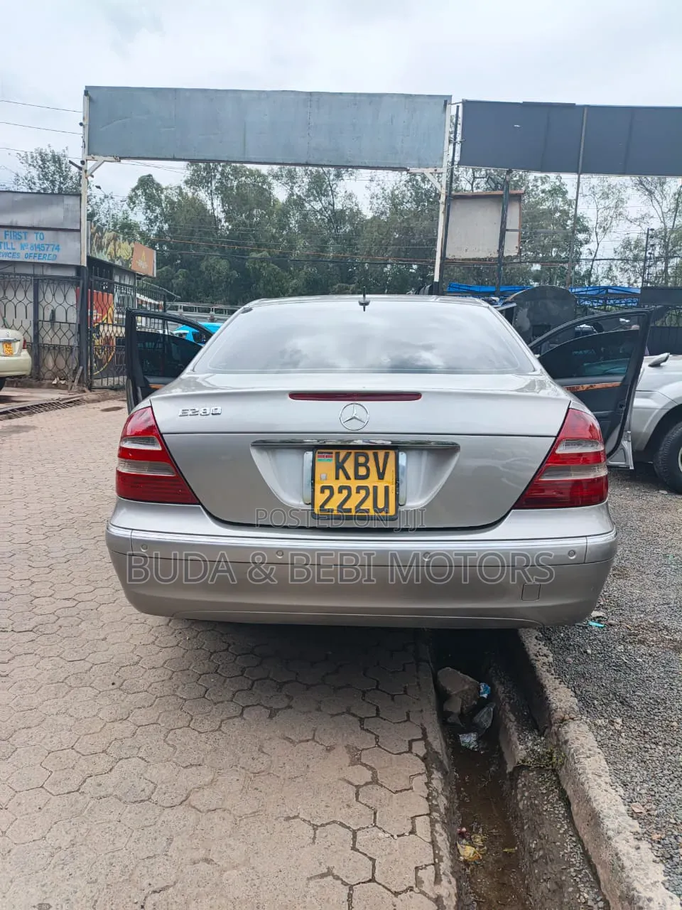 Mercedes-Benz E280 2007 Silver