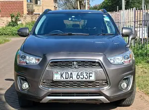 Mitsubishi RVR 2013 Brown
