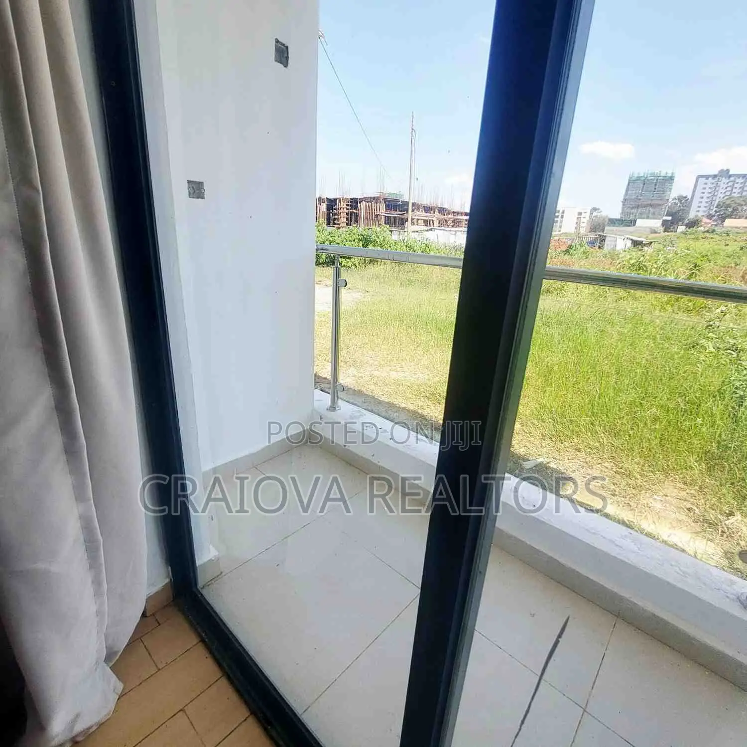 Studio Apartment in Roysambu for sale