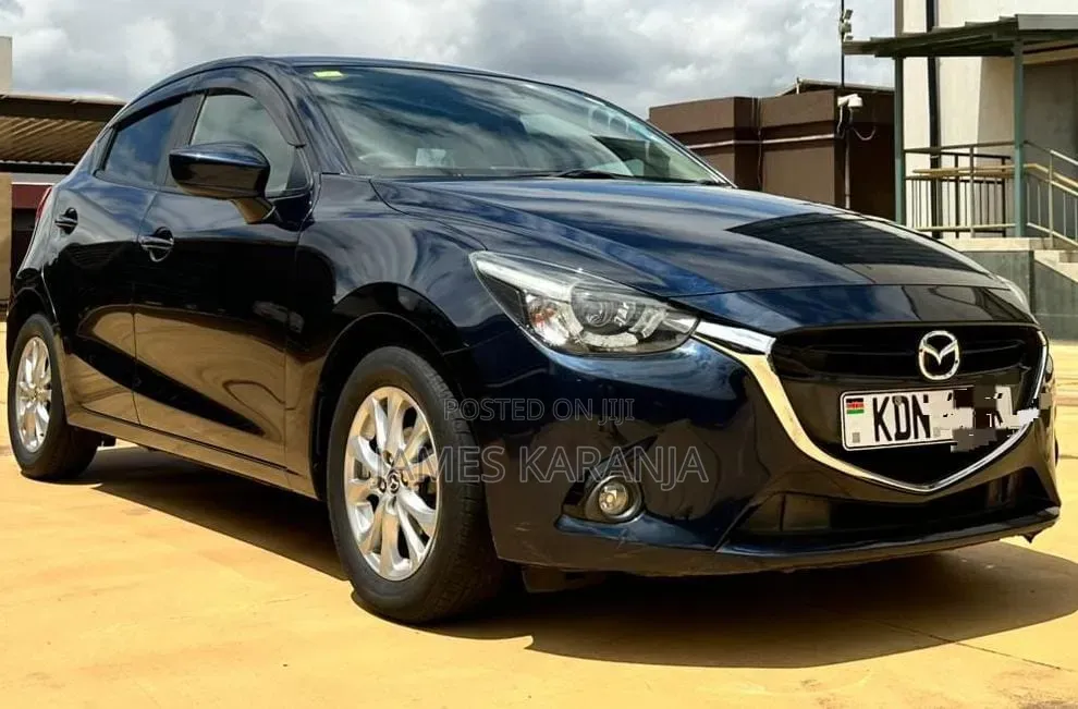 Mazda Demio 2016 Blue