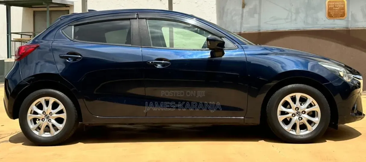 Mazda Demio 2016 Blue