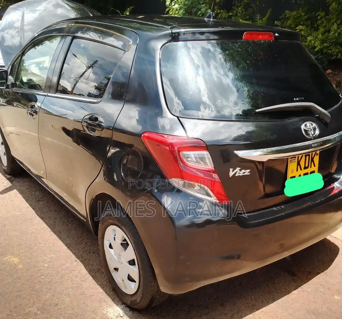 Toyota Vitz 2015 Black