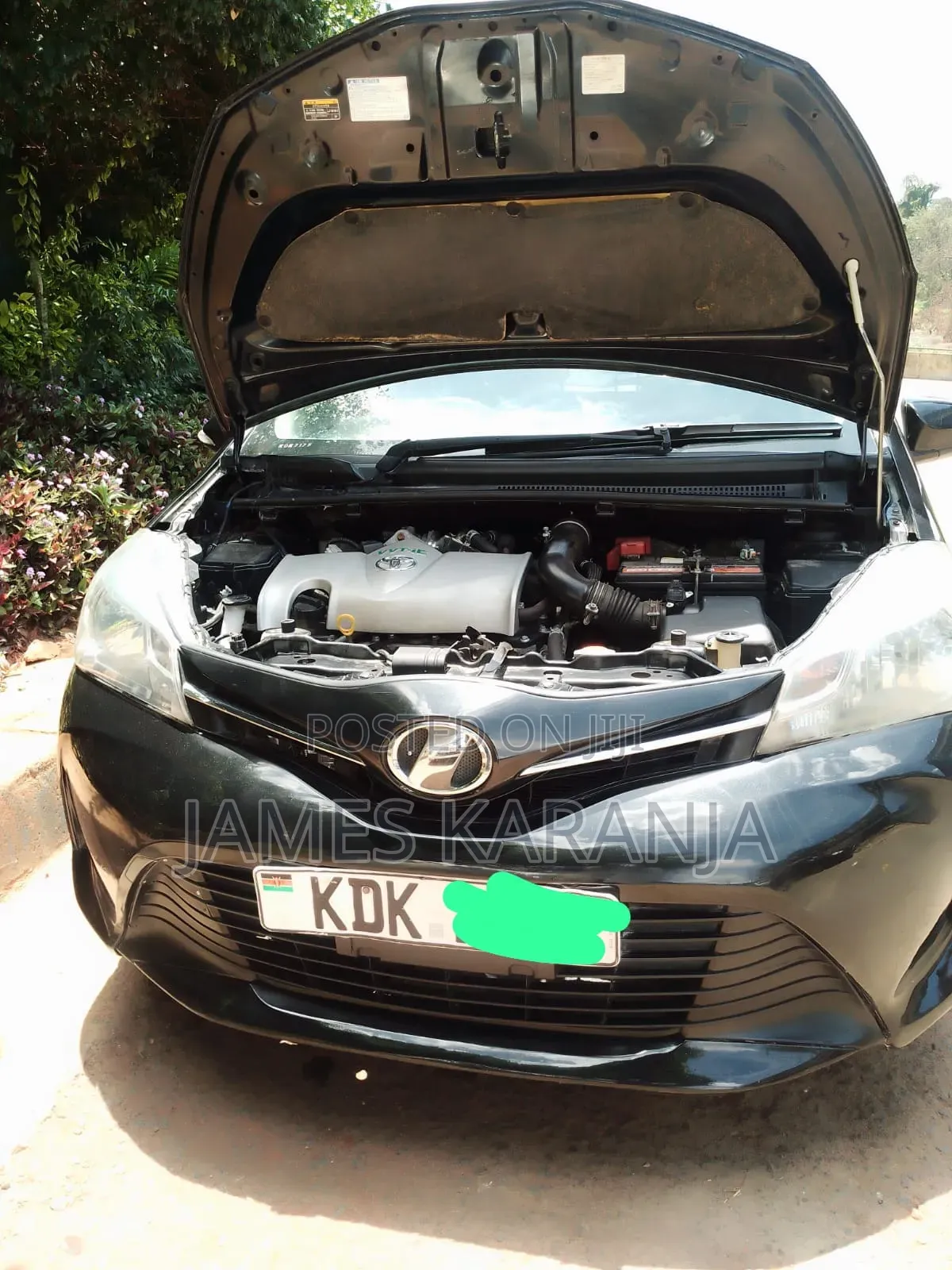 Toyota Vitz 2015 Black