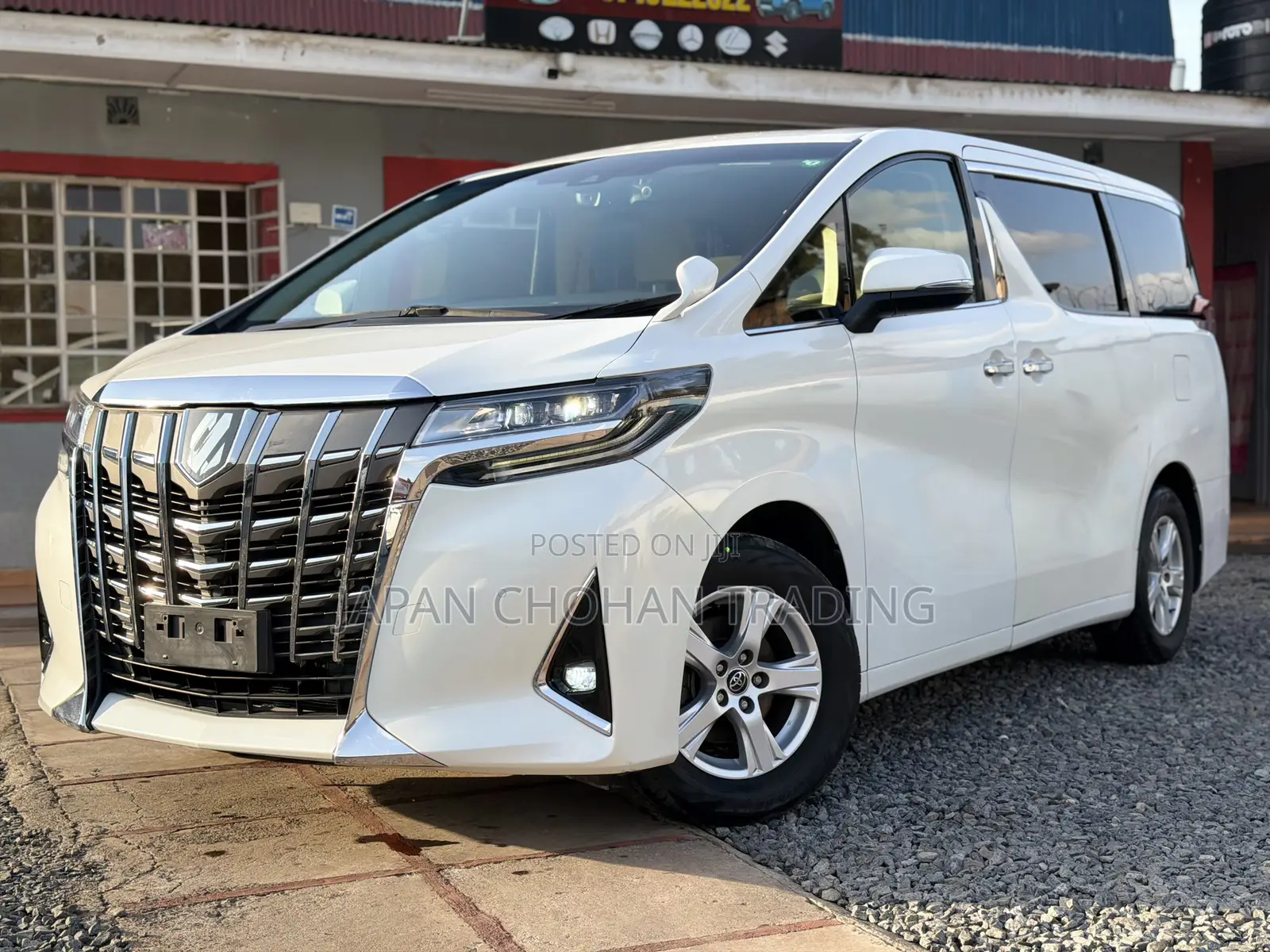Toyota Alphard 2.5 Petrol FWD 2019 White