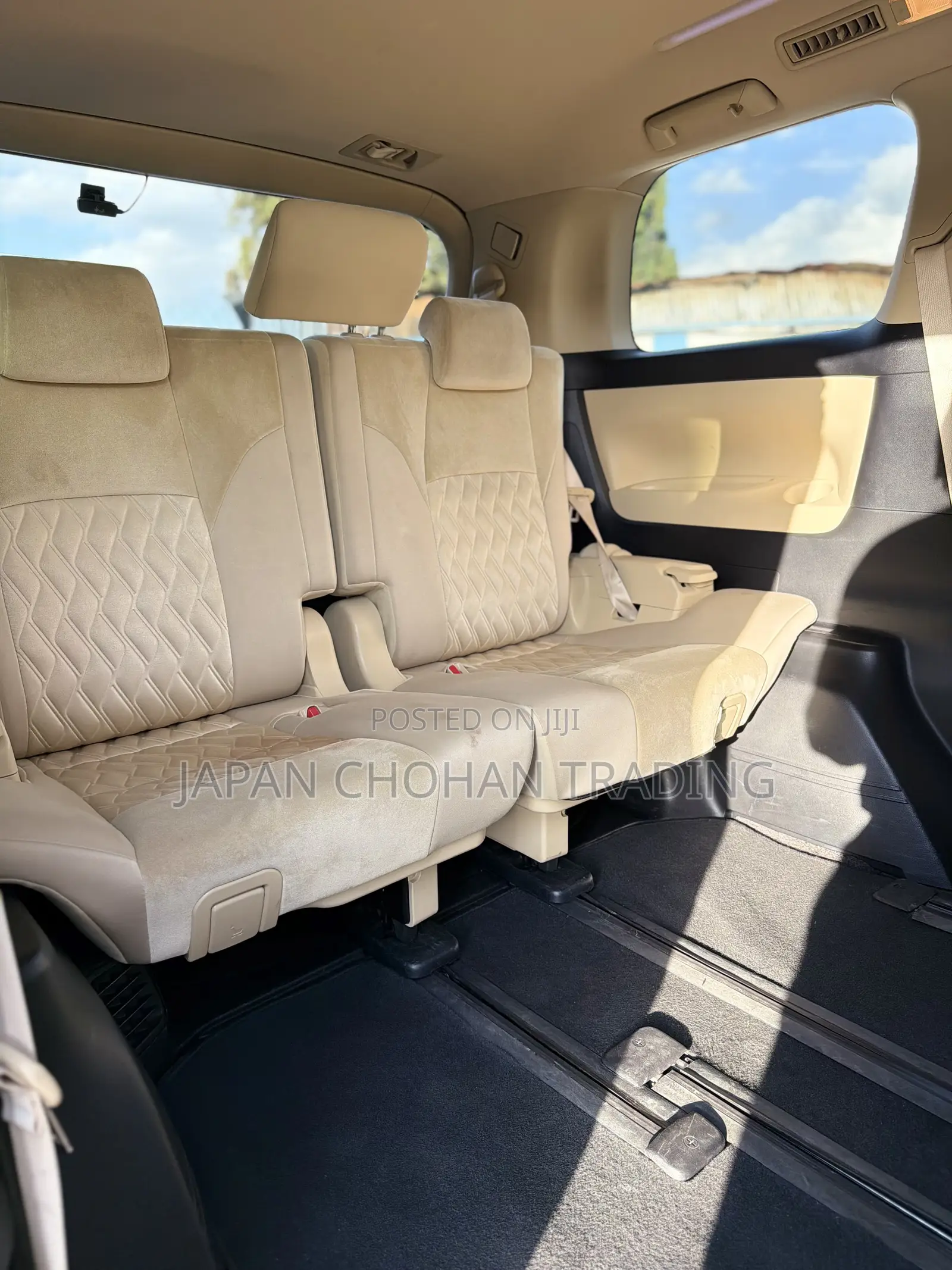 Toyota Alphard 2.5 Petrol FWD 2019 White