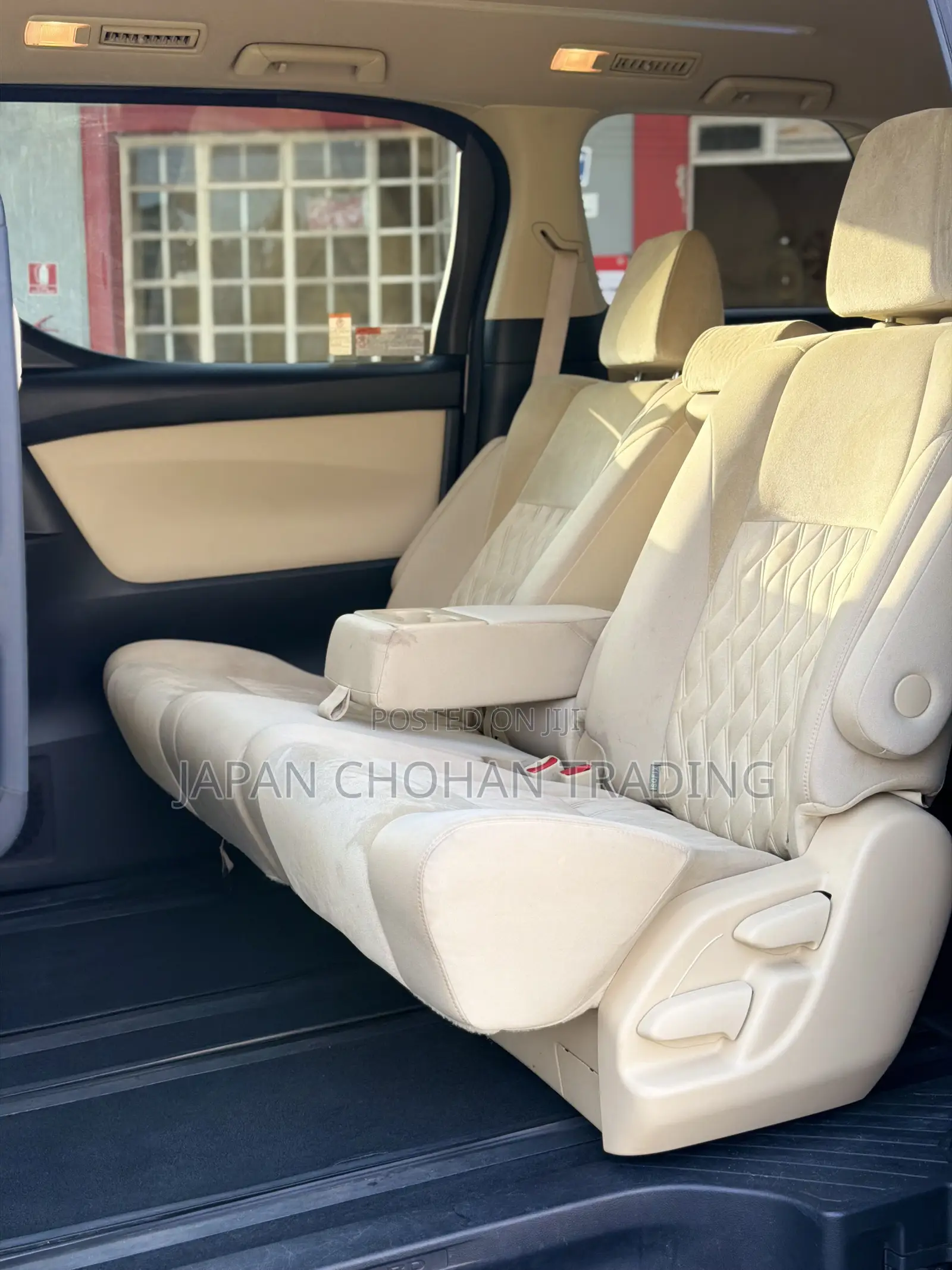 Toyota Alphard 2.5 Petrol FWD 2019 White