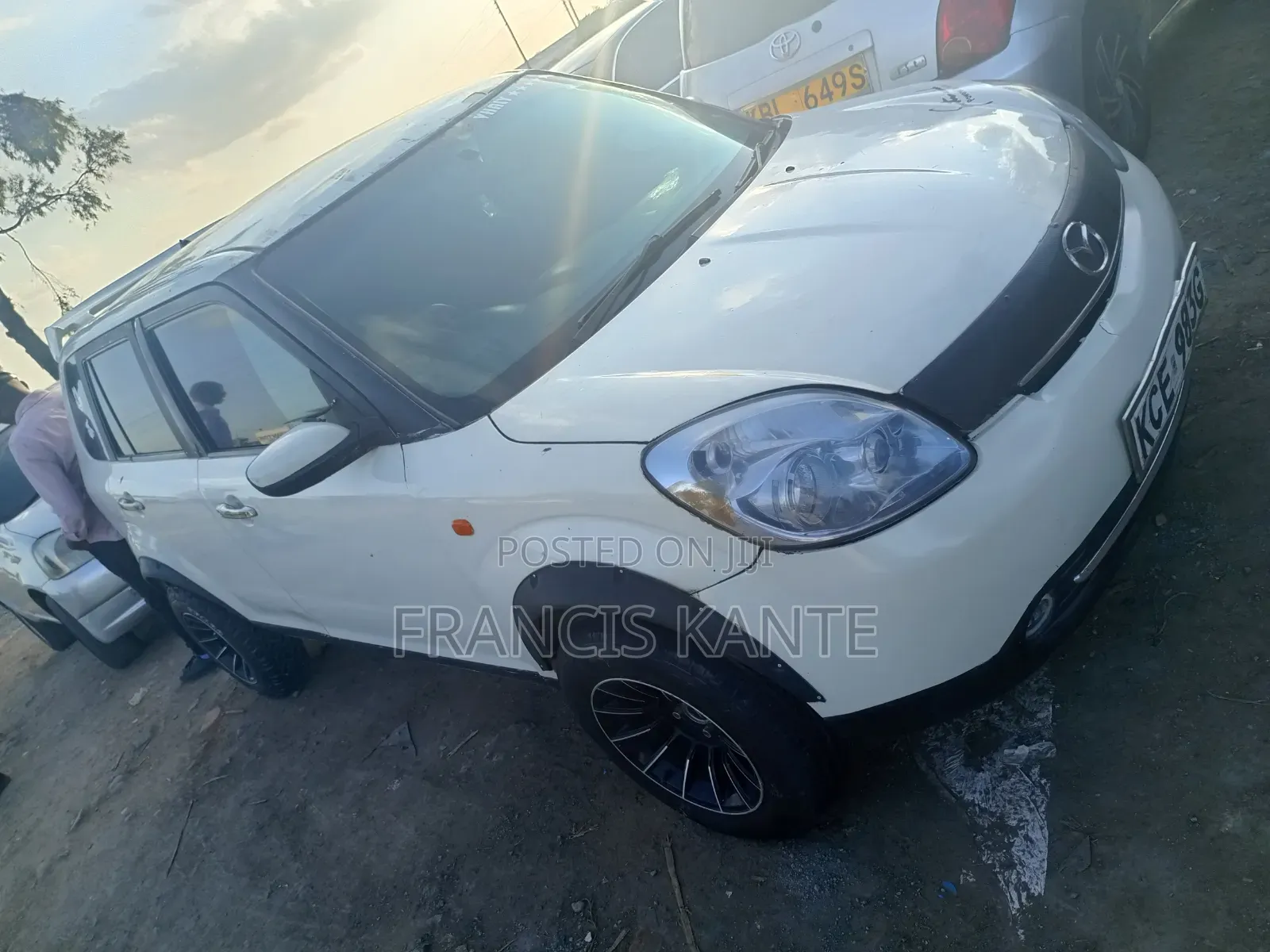 Mazda Verisa 2012 White