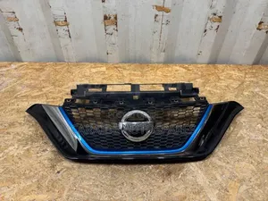 Nissan Note 2015/2016 Grille