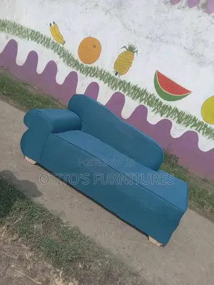 Devan Seat