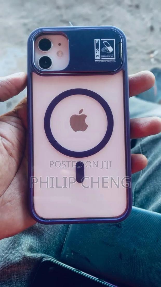 Apple iPhone 11 128 GB White - main view