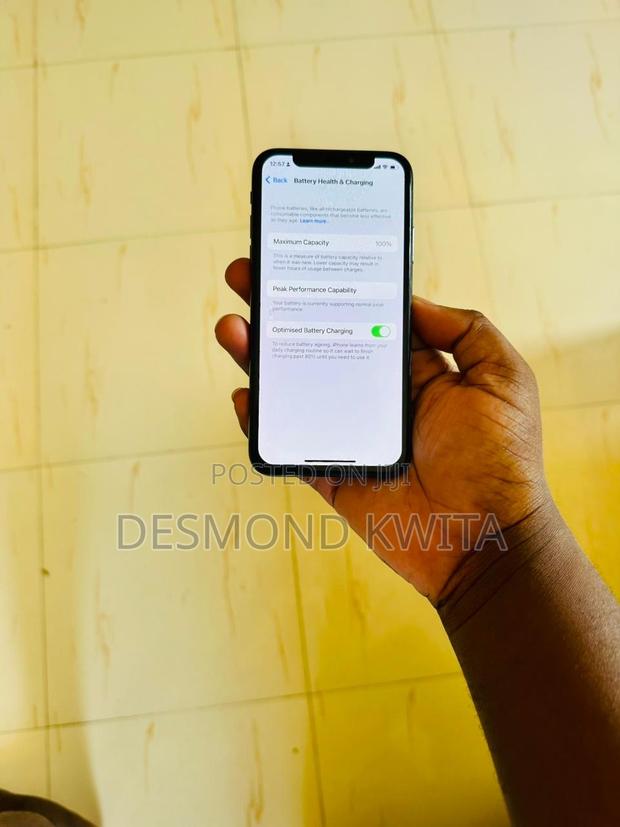 Apple iPhone X 64 GB Black - thumbnail 3