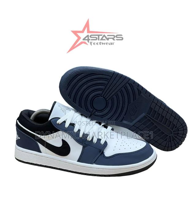 J1 Low Midnight Navy Shoes - thumbnail 2