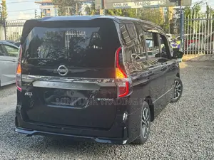 Nissan Serena 2021 Black
