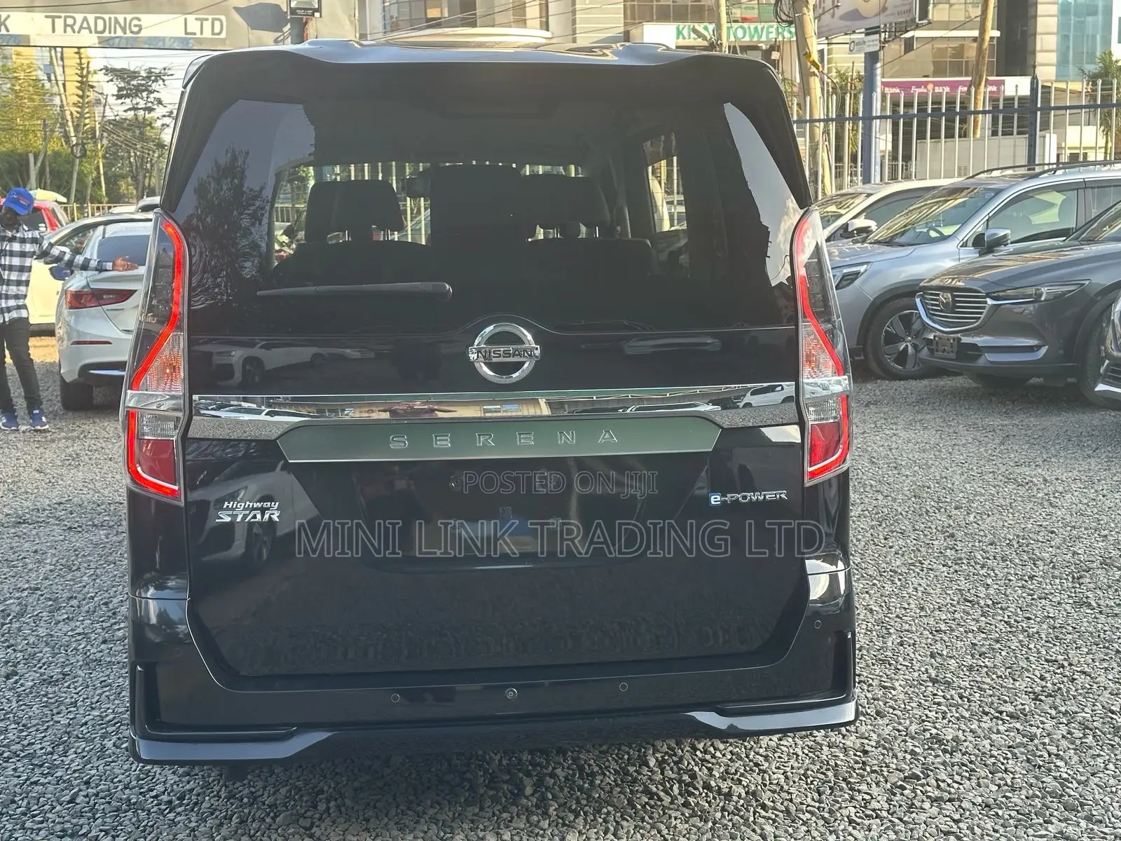 Nissan Serena 2021 Black
