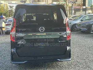 Nissan Serena 2021 Black