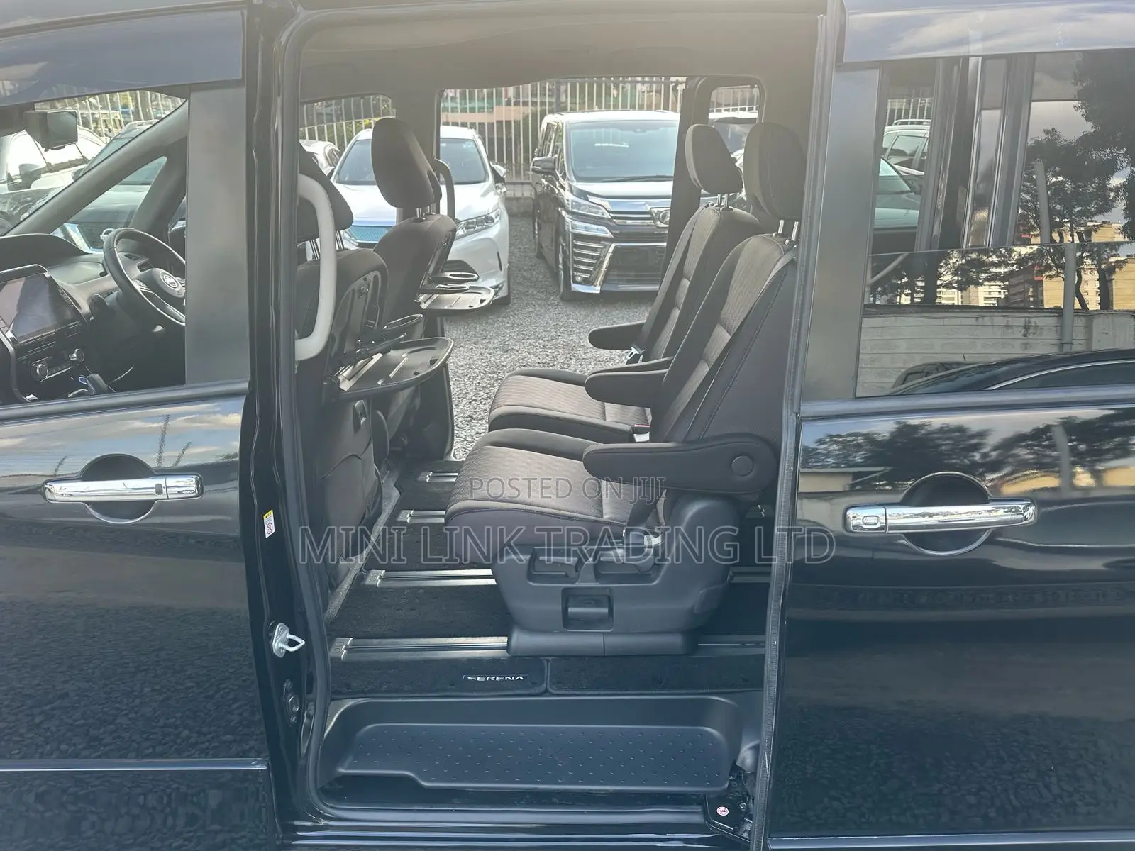 Nissan Serena 2021 Black