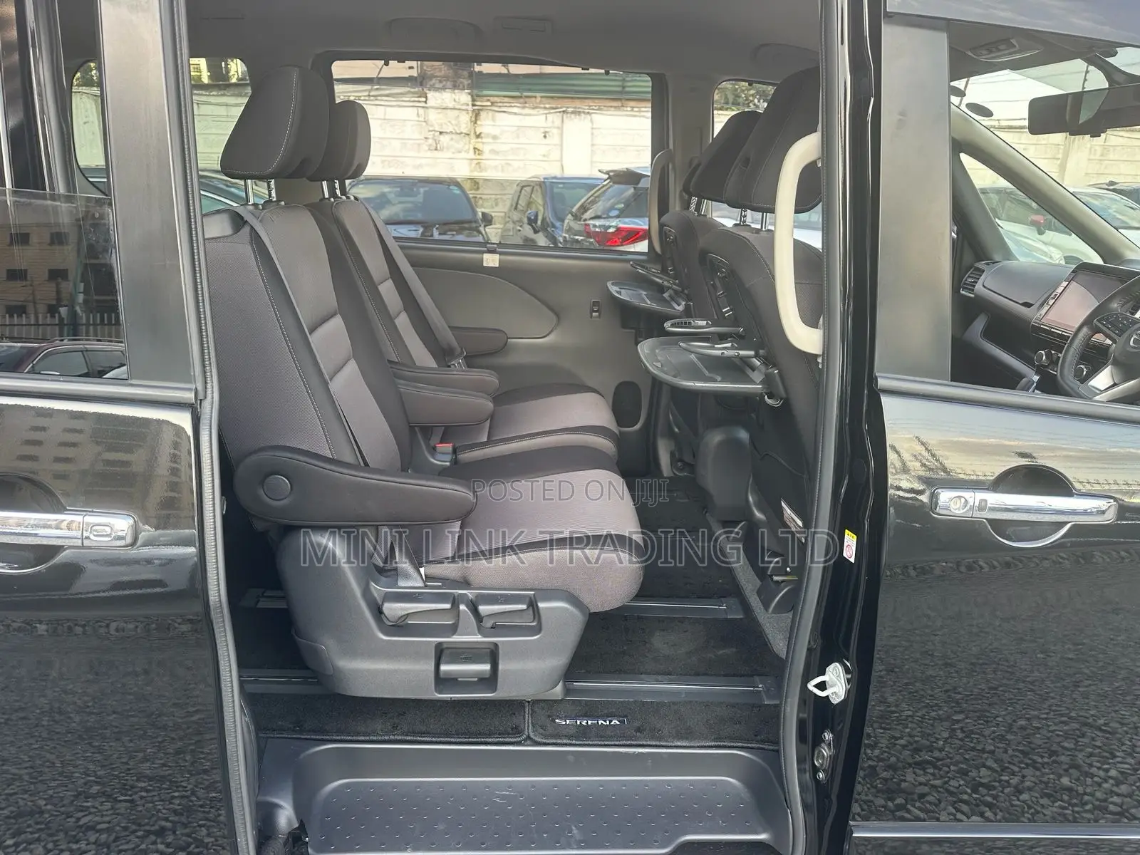 Nissan Serena 2021 Black