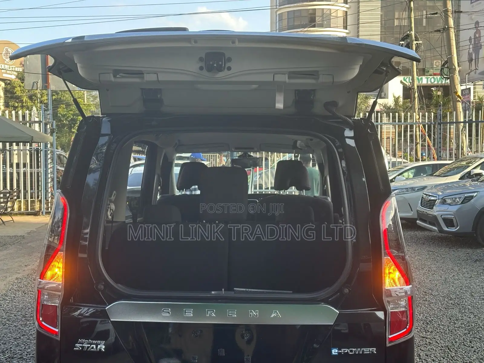 Nissan Serena 2021 Black