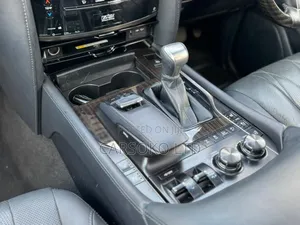 Lexus LX 570 AWD 2019 Black