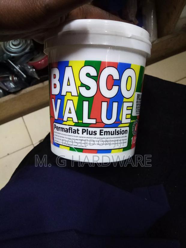 Basco White Emulsion 1litr - main view