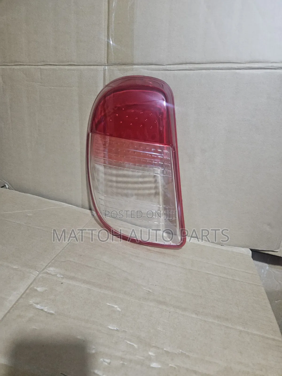 Tailight Lens Nissan March 2012