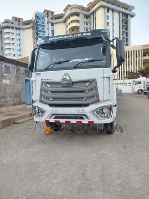 Howo Prime Mover 2026 White