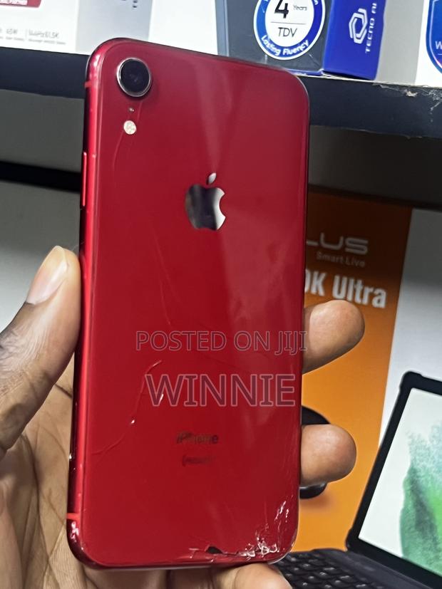 Apple iPhone XR 64 GB Red