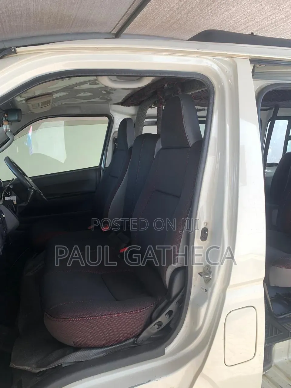 Toyota HiAce 2014 White