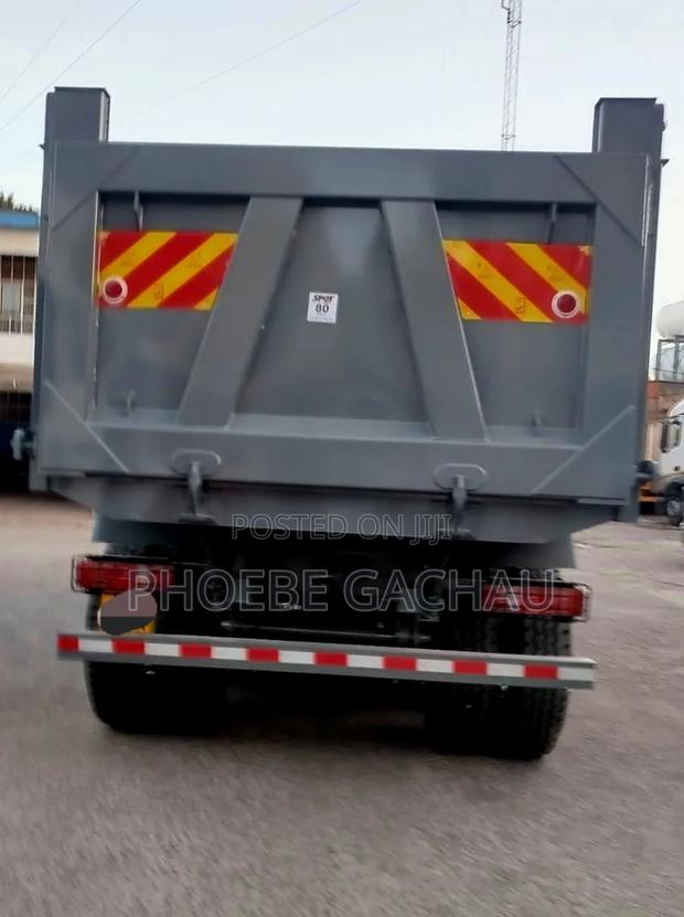 Brand New Howo Nx 266 Tipper 2026 White - thumbnail 5