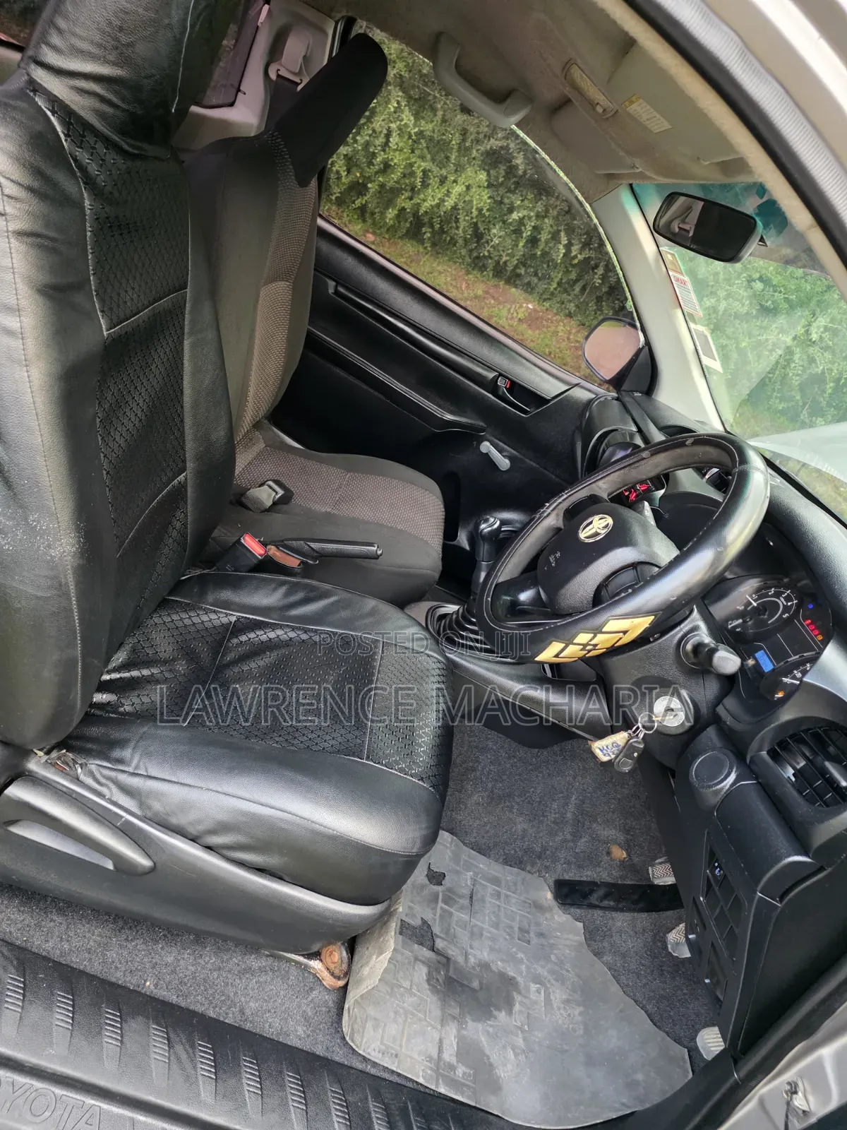 Toyota Hilux 2018 Gold