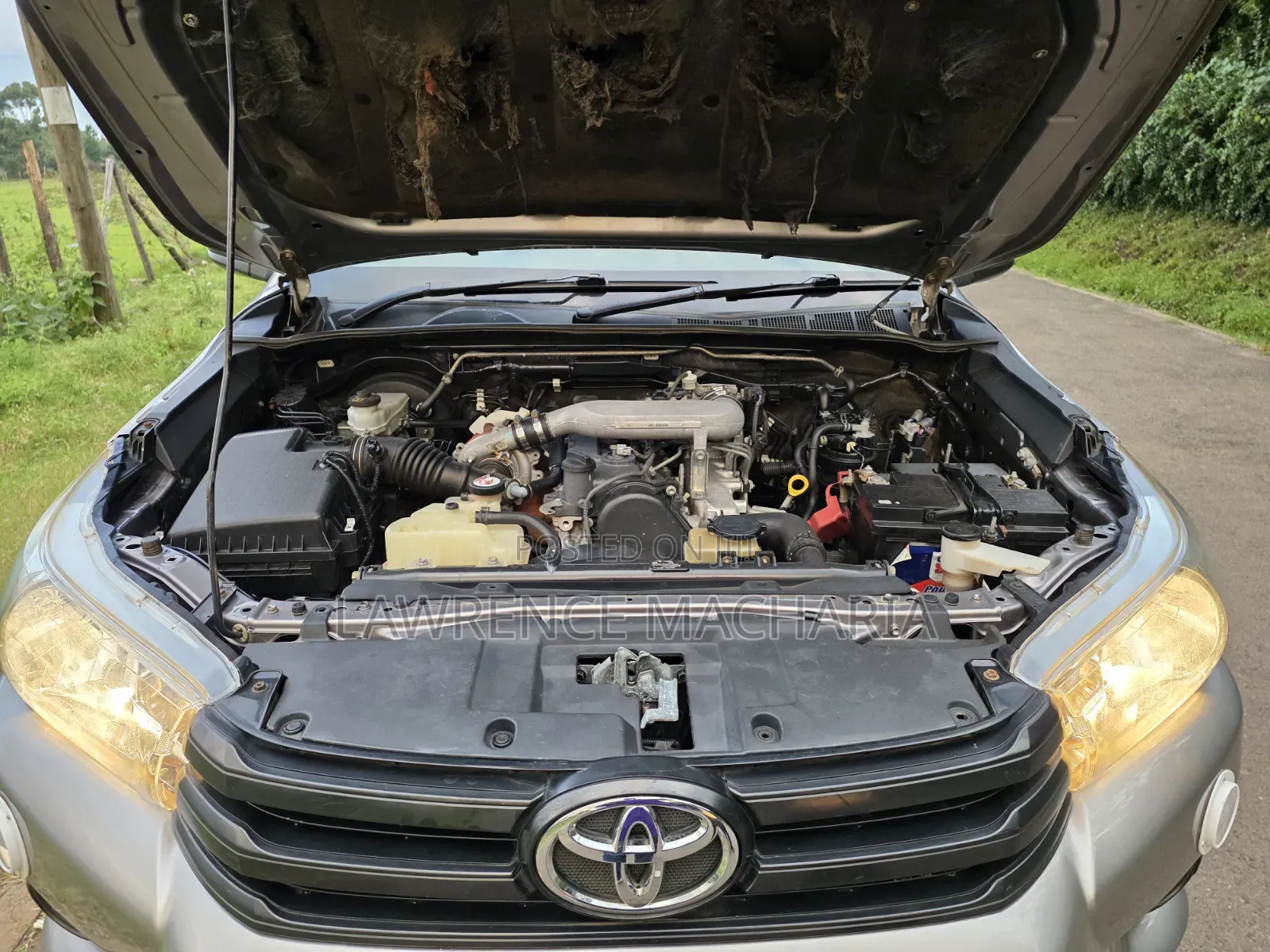 Toyota Hilux 2018 Gold