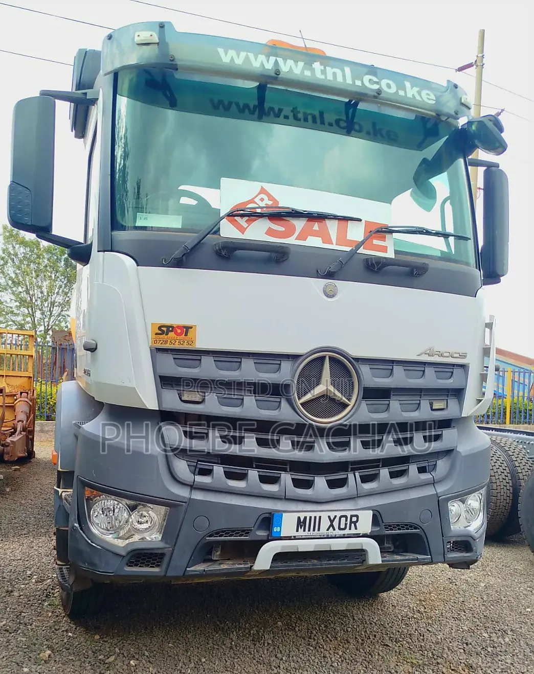 Mercedes Benz 2016 White