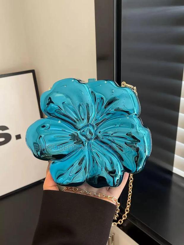 Ladies Handbag - thumbnail 2