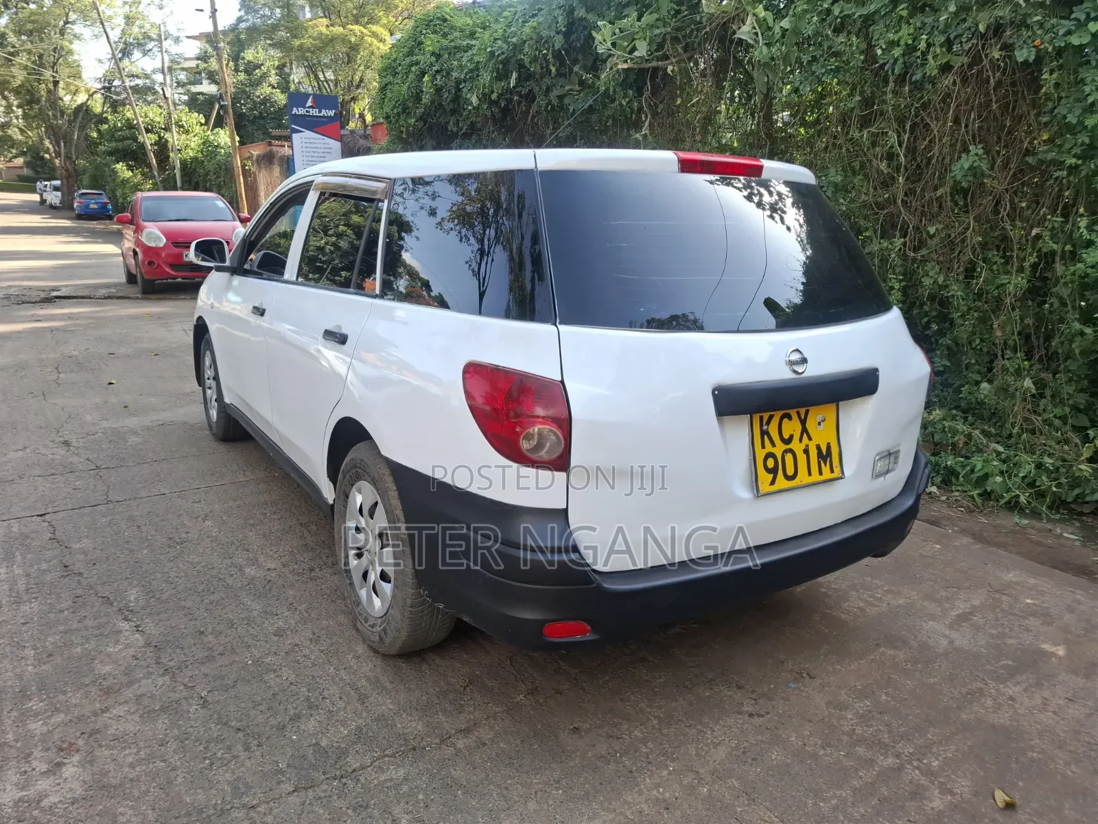 Nissan Advan 2012 White