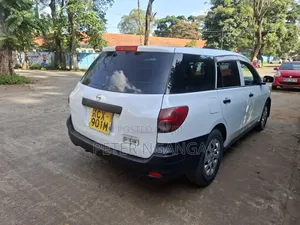 Nissan Advan 2012 White