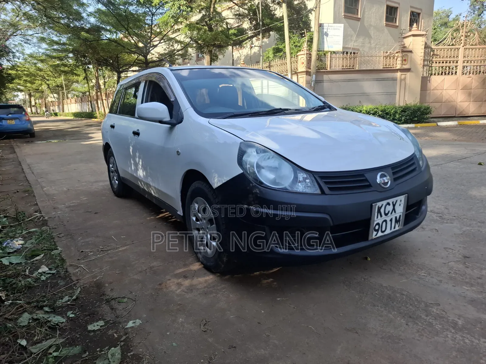 Nissan Advan 2012 White