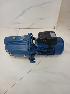 Maxmech Self Propelled Booster Pump