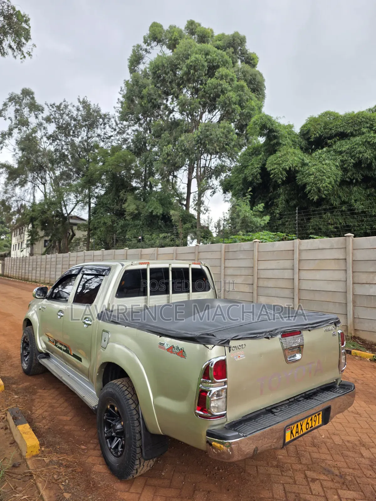 Toyota Hilux 2.5 D-4D 2007 Gold