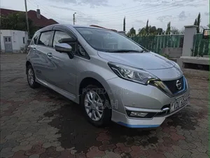 Nissan Note 2018 Silver