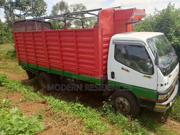 Mitsubishi Canter 2002 White - thumbnail 6