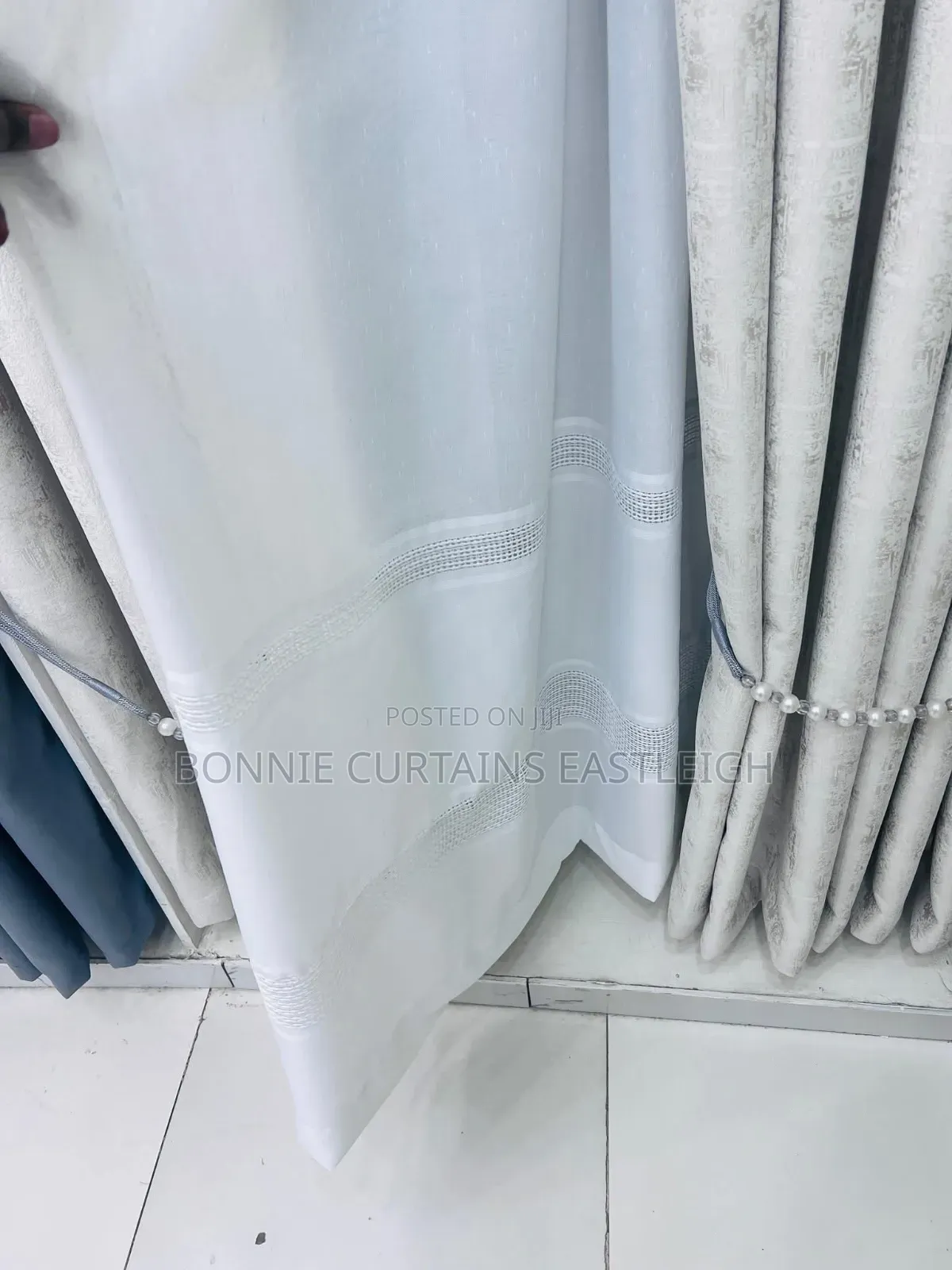 Sheers Sheers With Hooks for Modern Guests Rooms