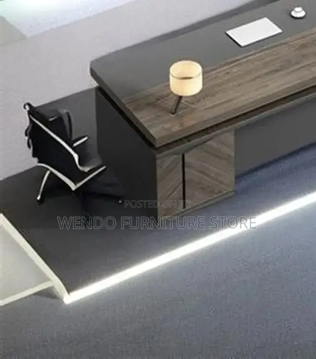 Office Desk; Modern 1.8 Meters Executive Office Seniors Desk