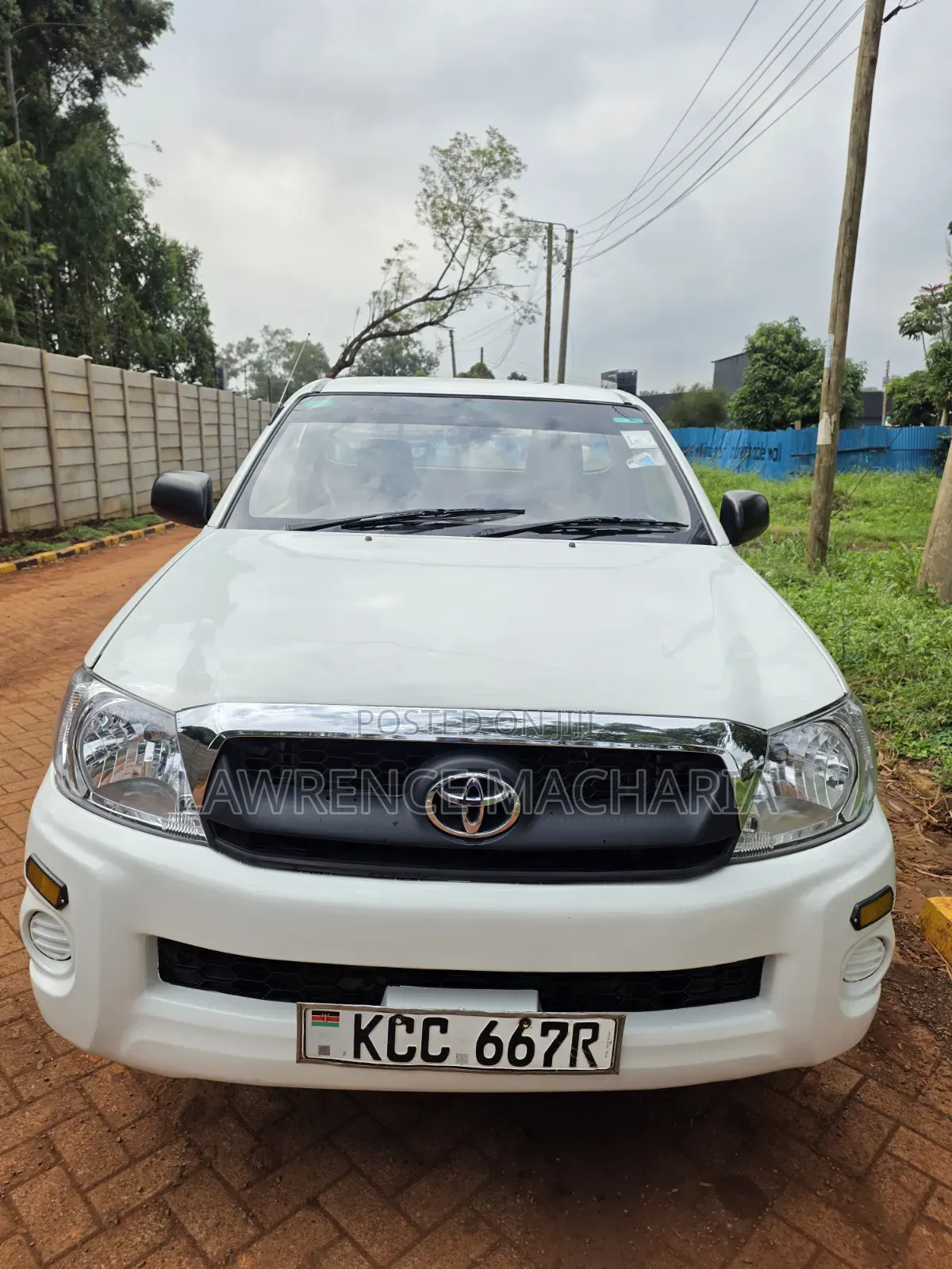 Toyota Hilux 2008 White