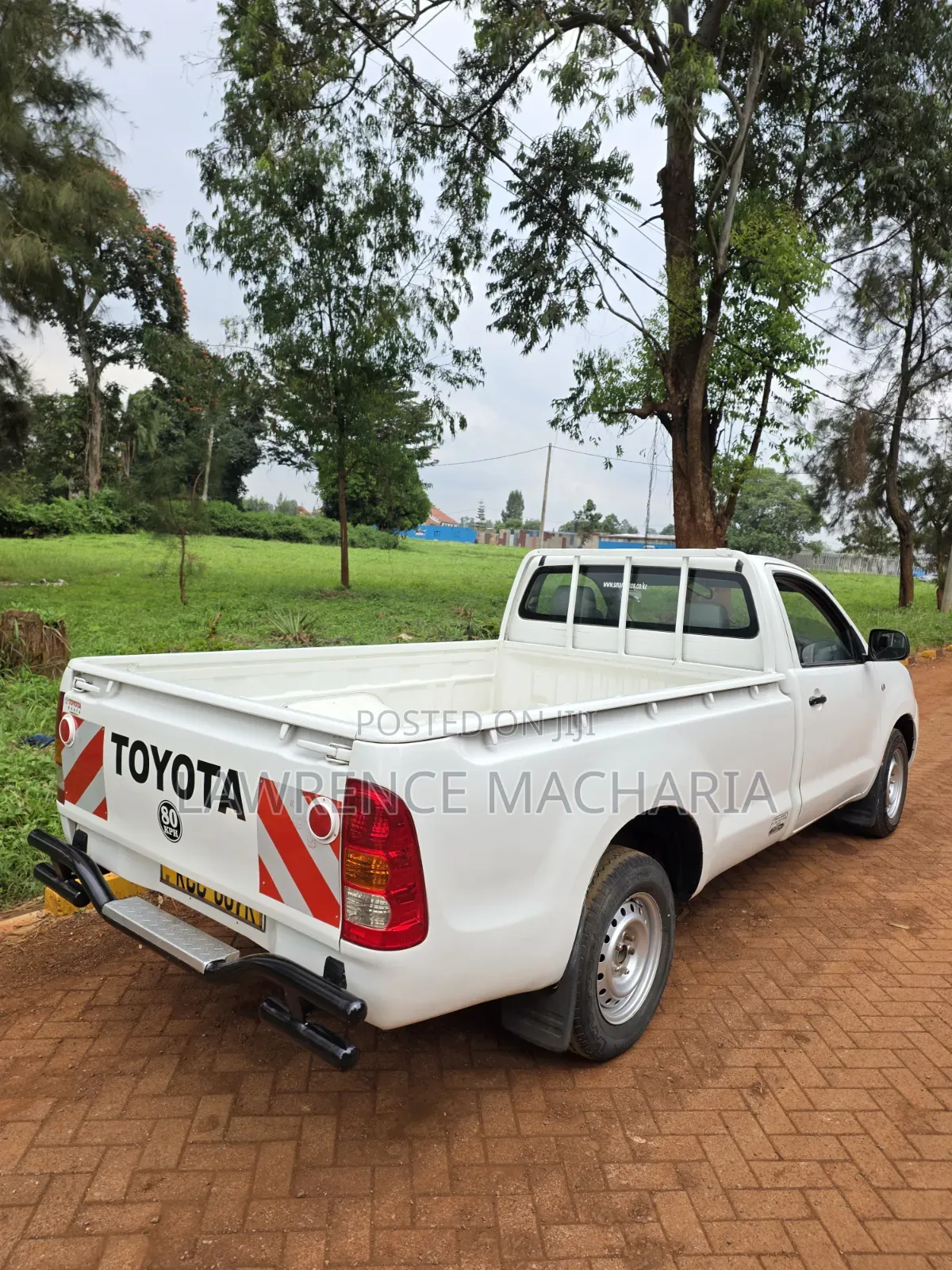 Toyota Hilux 2008 White