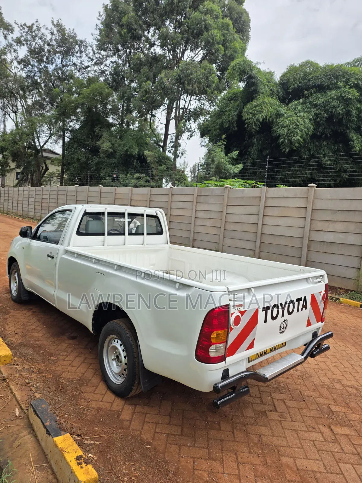 Toyota Hilux 2008 White