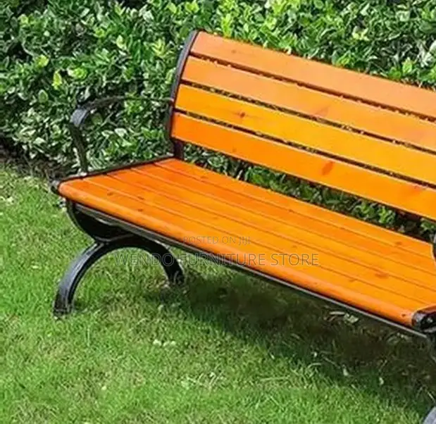 Luxury Wooden Garden Bench With Metal Frame
